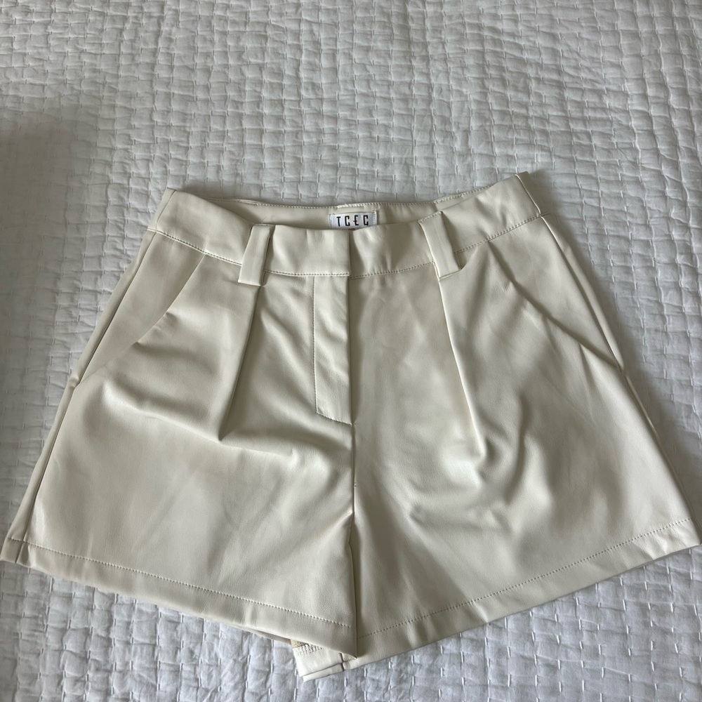 TCEC Cream High Waist Tailored Shorts